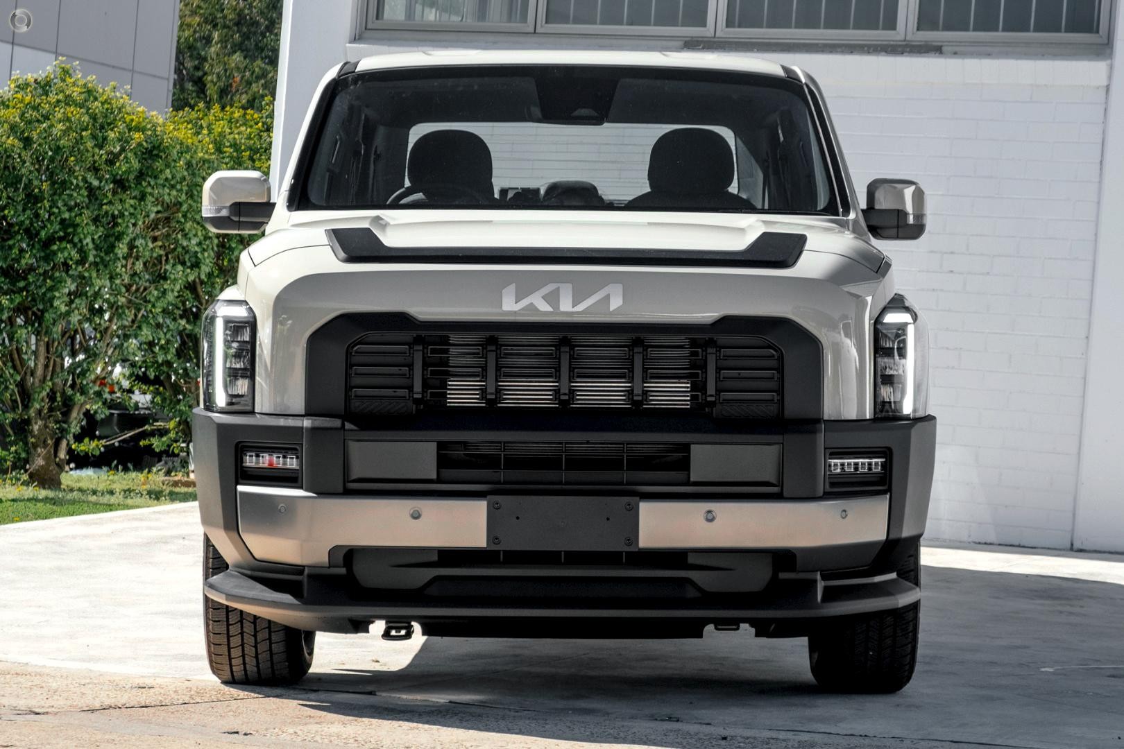 Kia Tasman image 2