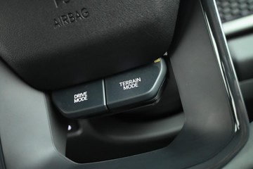 https://dvg-vehicle-assets.s3.amazonaws.com/K995533/cchroefrnsggjr7a99bnzy2vl.jpg