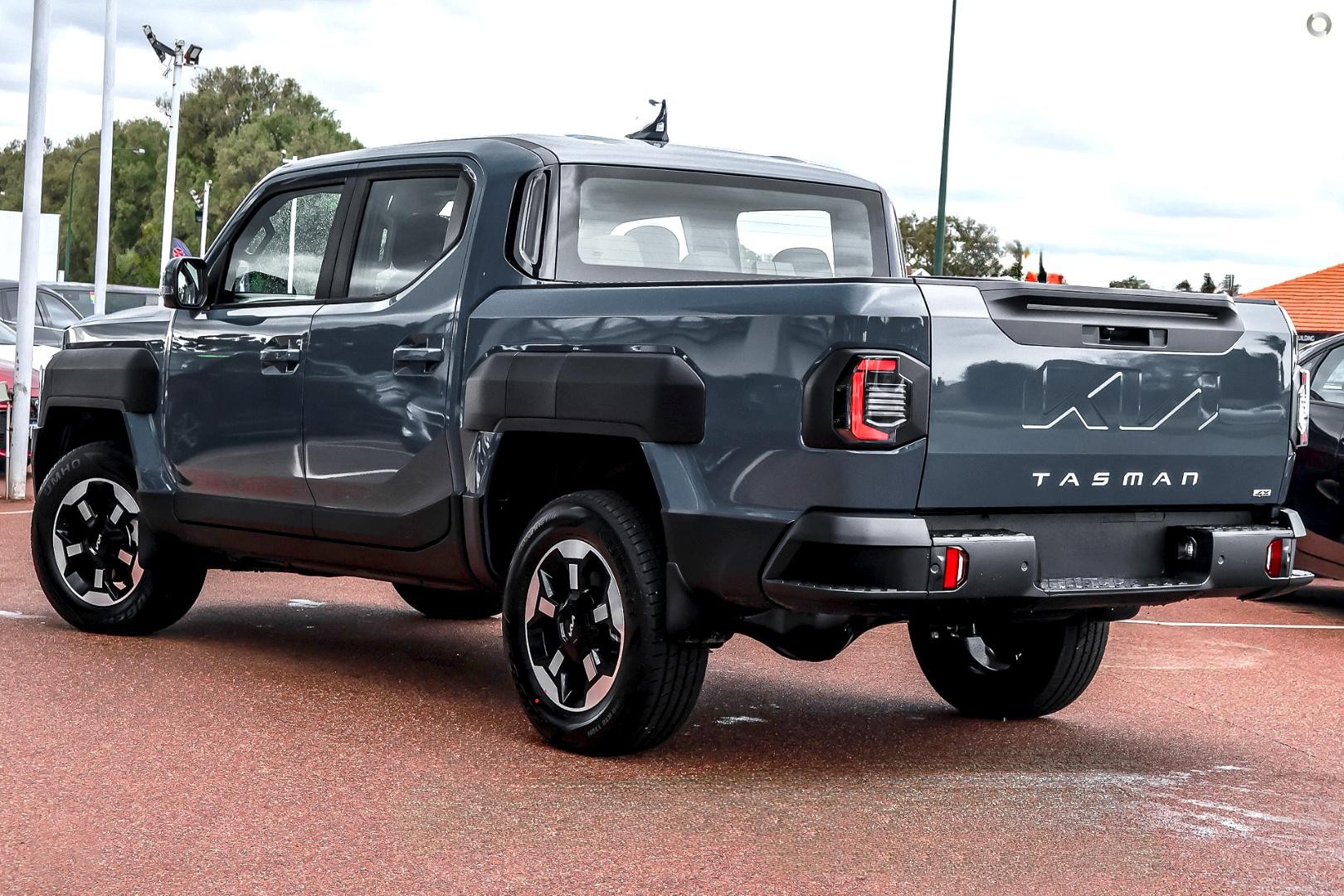 Kia Tasman image 4
