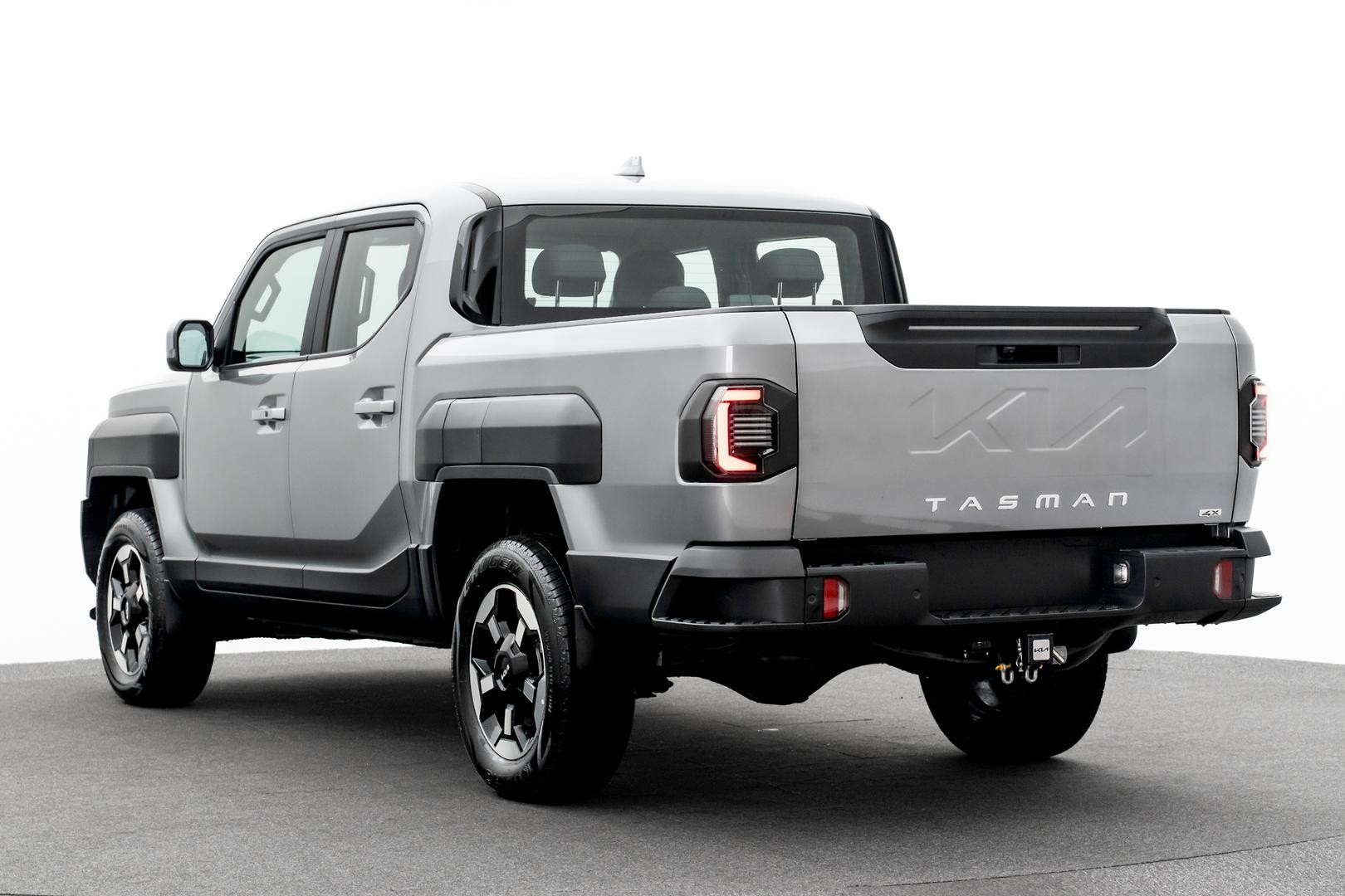 Kia Tasman image 3