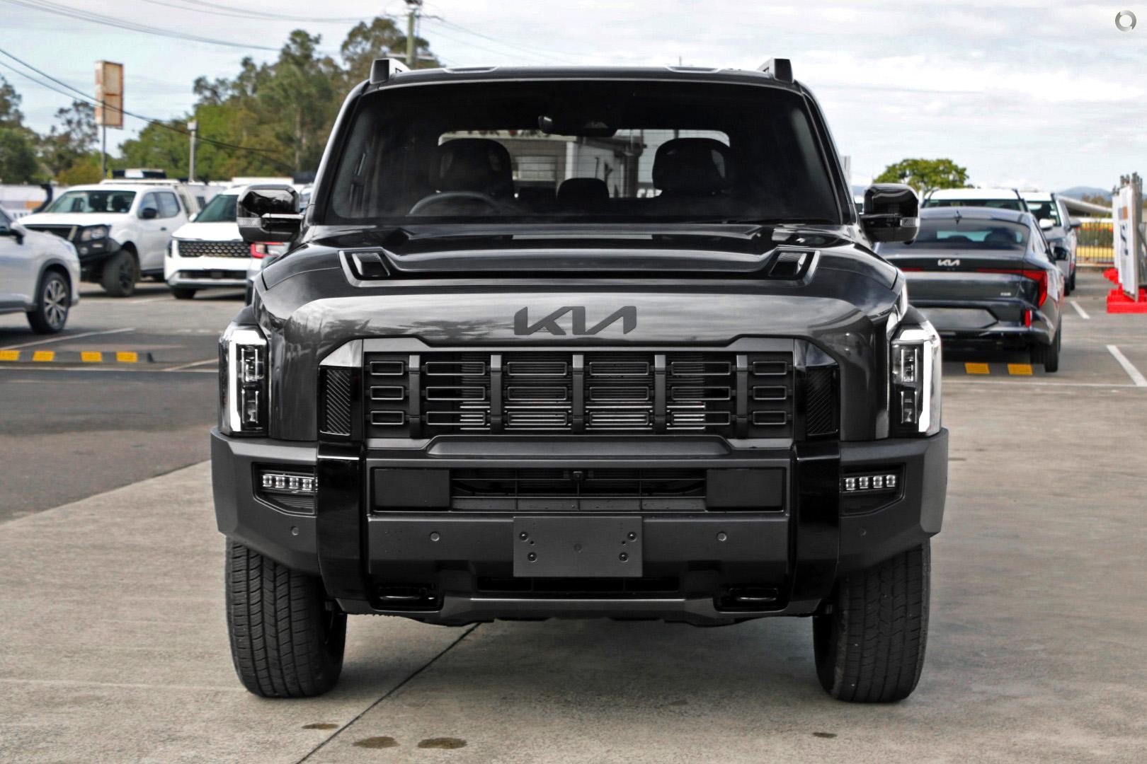 Kia Tasman image 2
