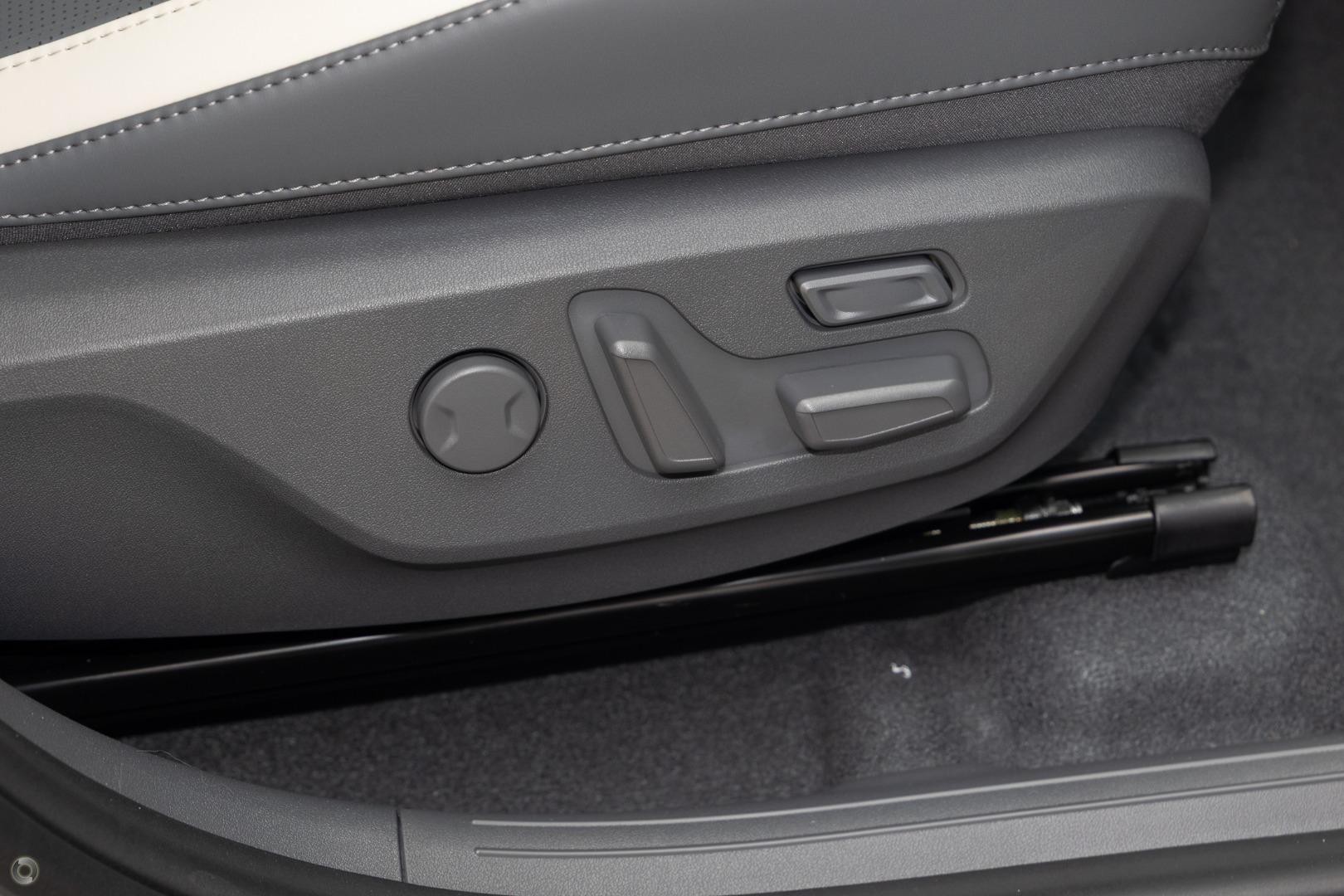 Kia Ev3 image 1