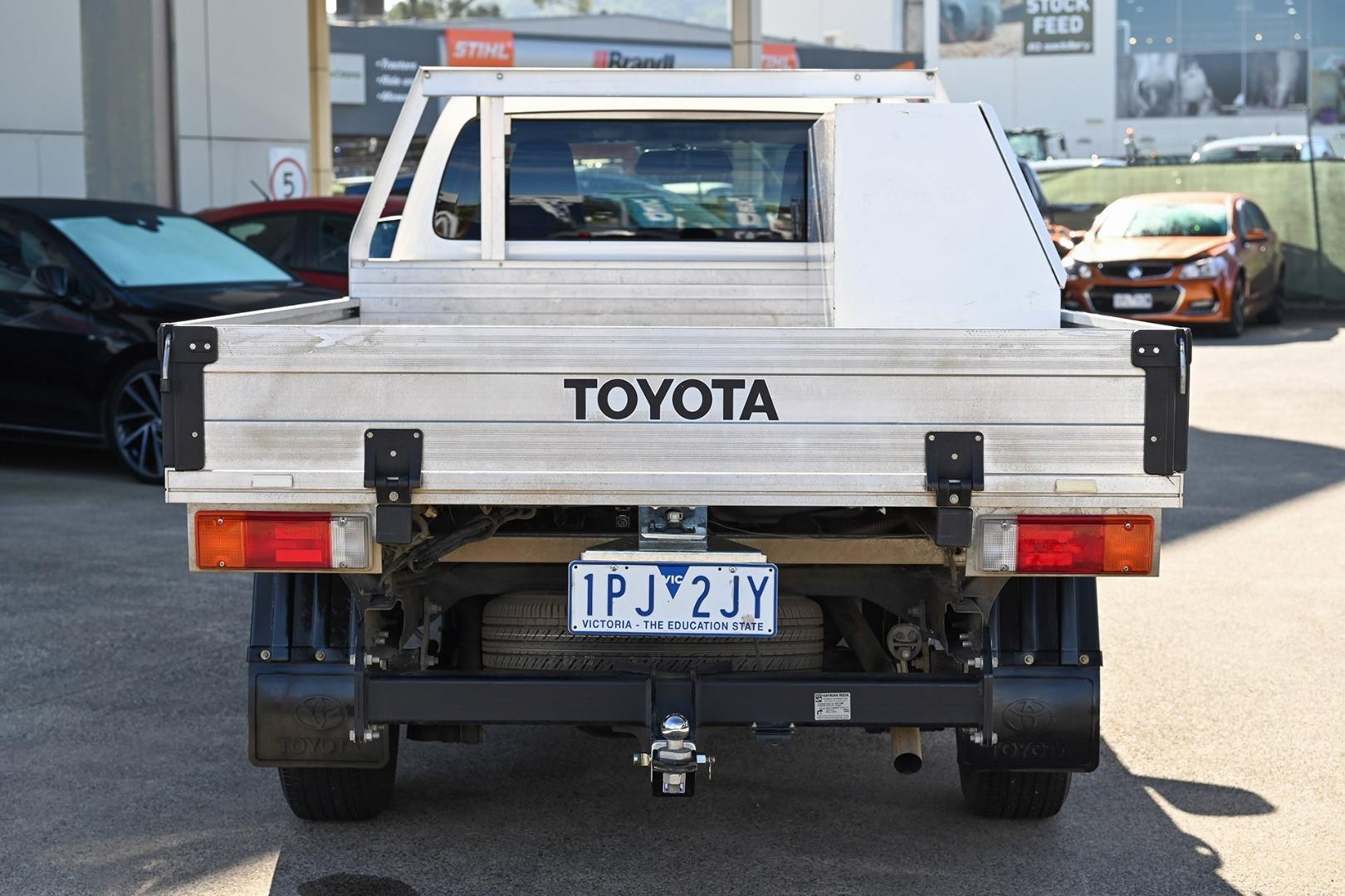 Toyota Hilux image 4