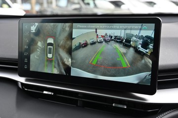 https://dvg-vehicle-assets.s3.amazonaws.com/L1832/77d6aad8663e5840f9ee2eb58e89ca9e.jpg