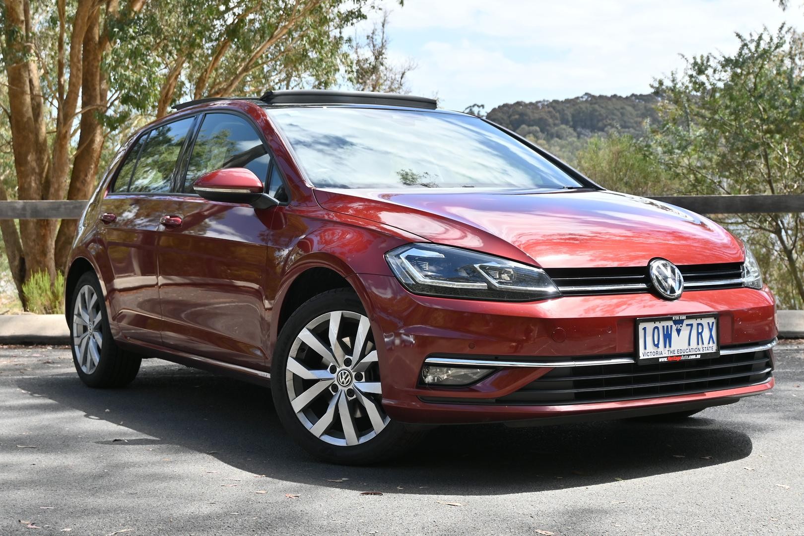 Volkswagen Golf image 4