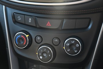 https://dvg-vehicle-assets.s3.amazonaws.com/L1864/36633abc879ad156d57715e377018d21.jpg