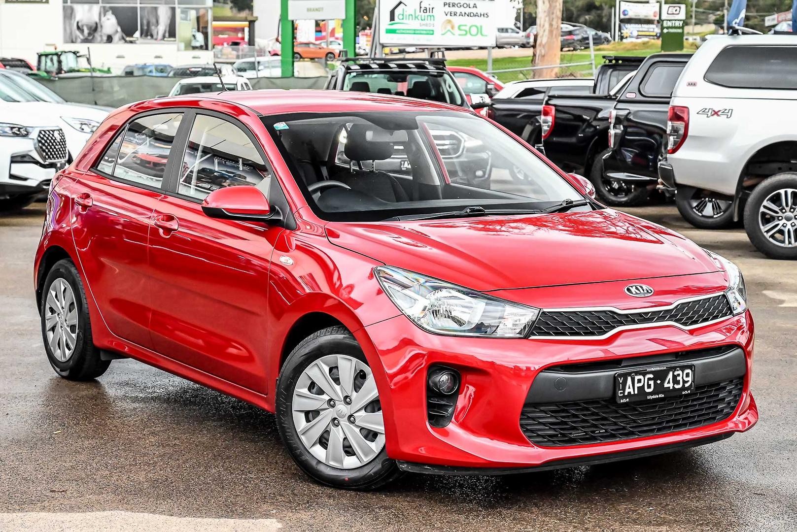 Kia Rio image 1