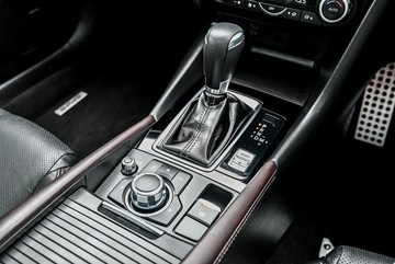 https://dvg-vehicle-assets.s3.amazonaws.com/L1893/8f2syewb4g35bn3fvi2bimpyq.jpg