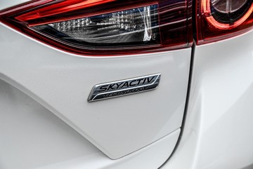https://dvg-vehicle-assets.s3.amazonaws.com/L1893/m8jyorhfjg4bsd3kdgja5rhx.jpg