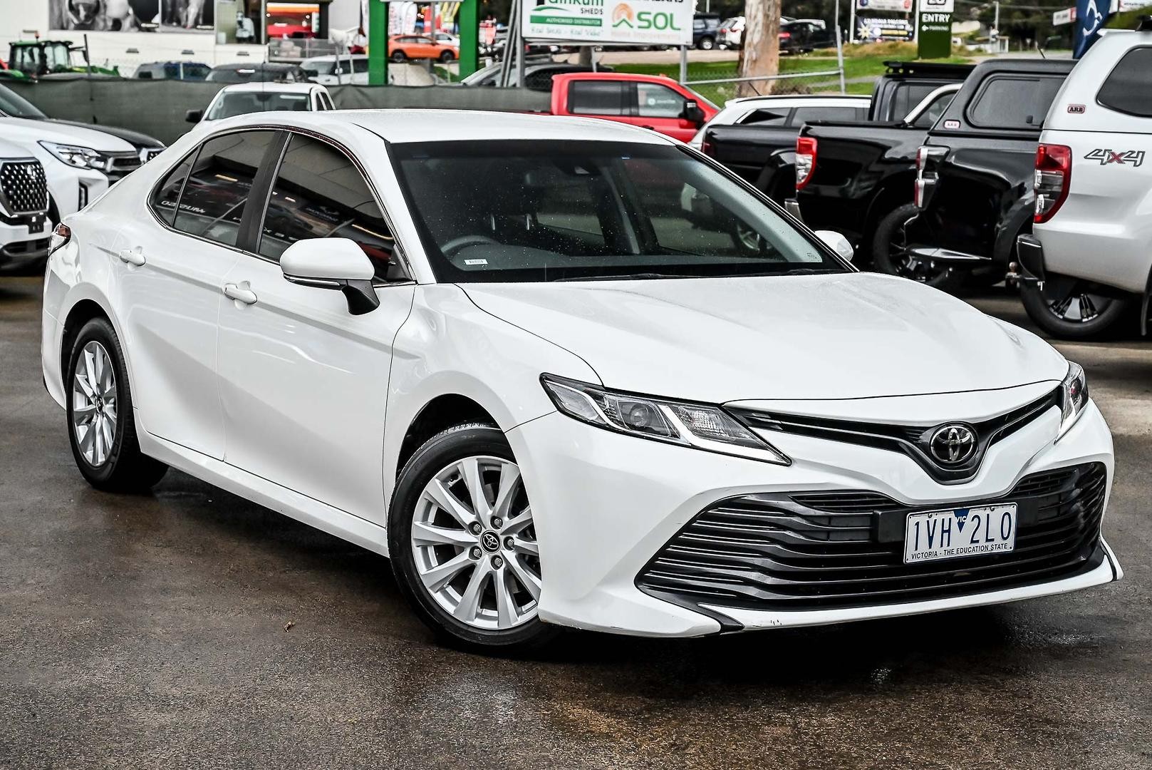 Toyota Camry image 1