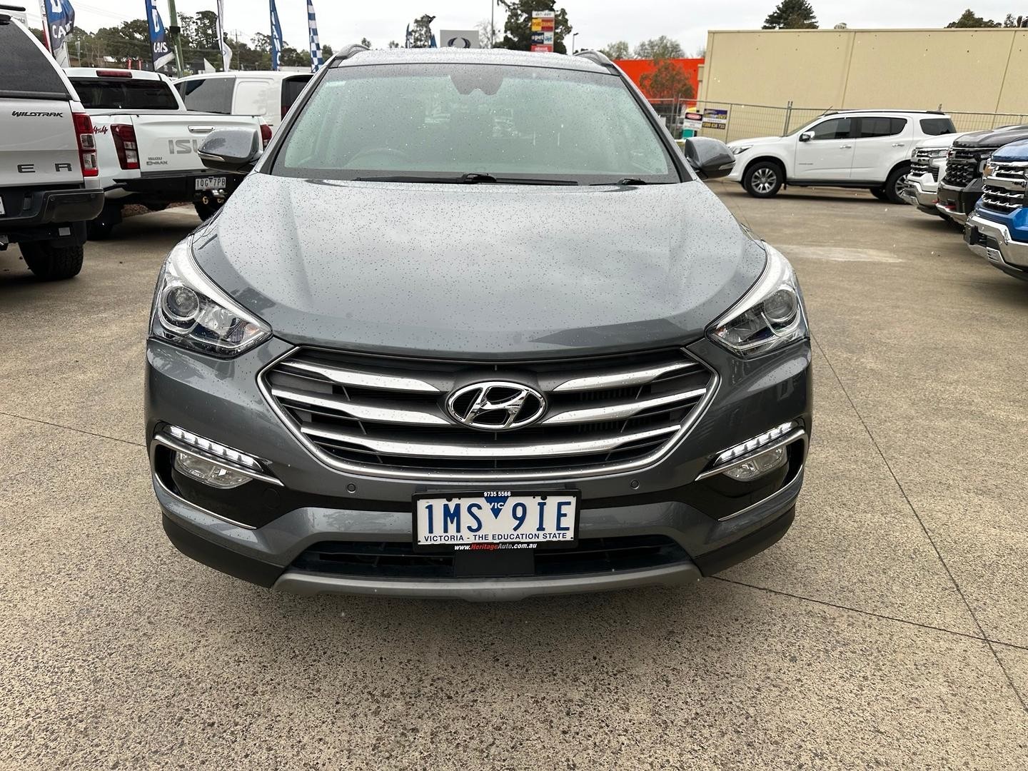 Hyundai Santa Fe image 2