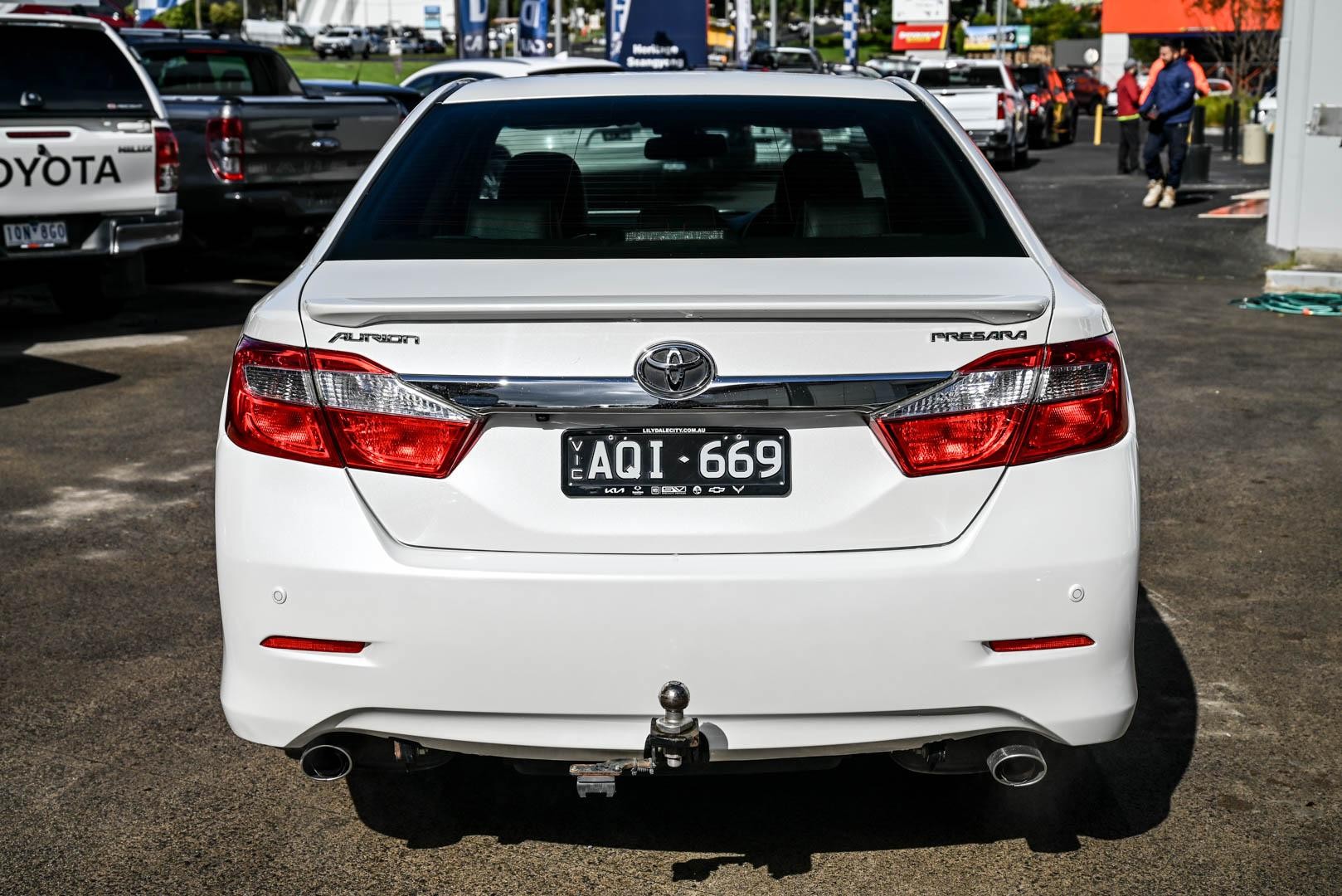 Toyota Aurion image 4