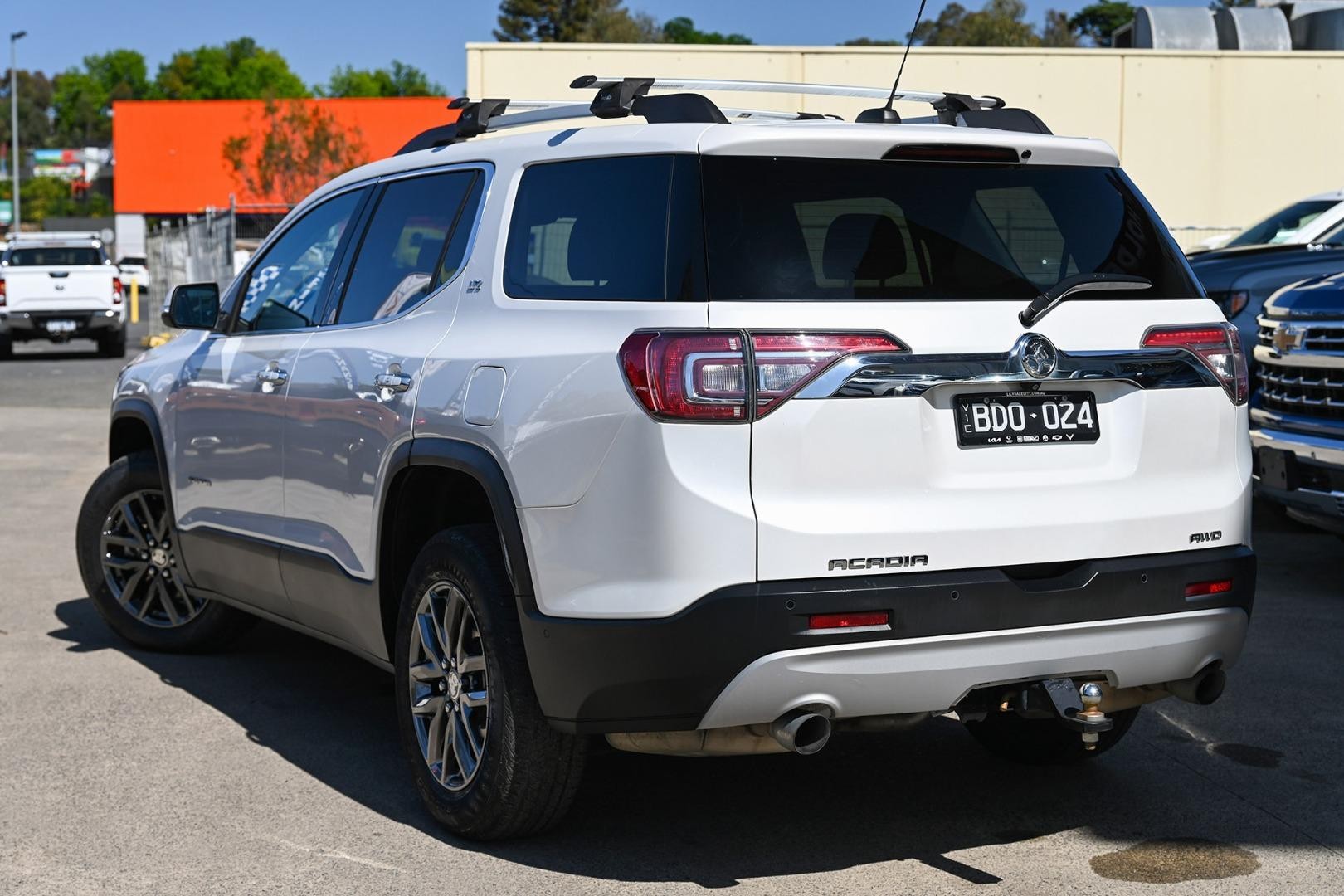 Holden Acadia image 3