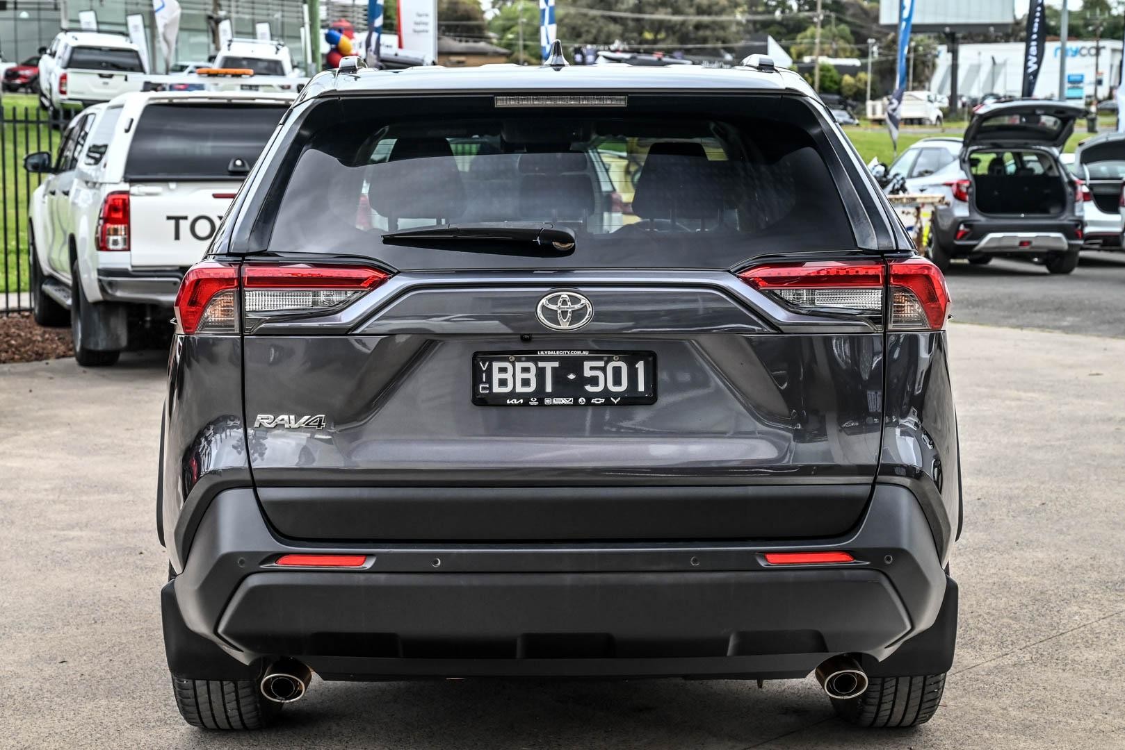 Toyota Rav4 image 4