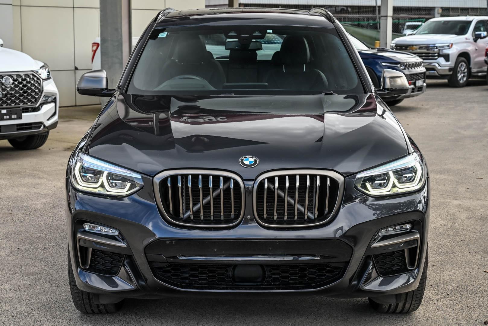 BMW X3 image 2