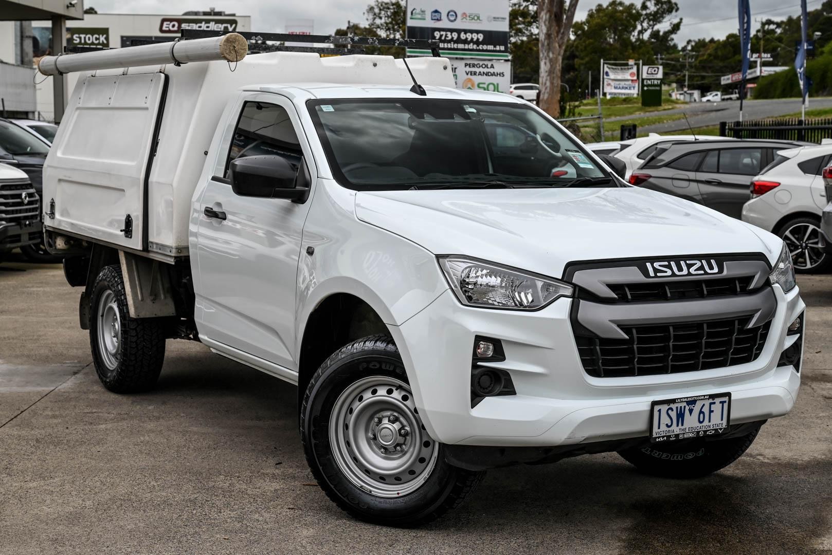 Isuzu D-max image 1