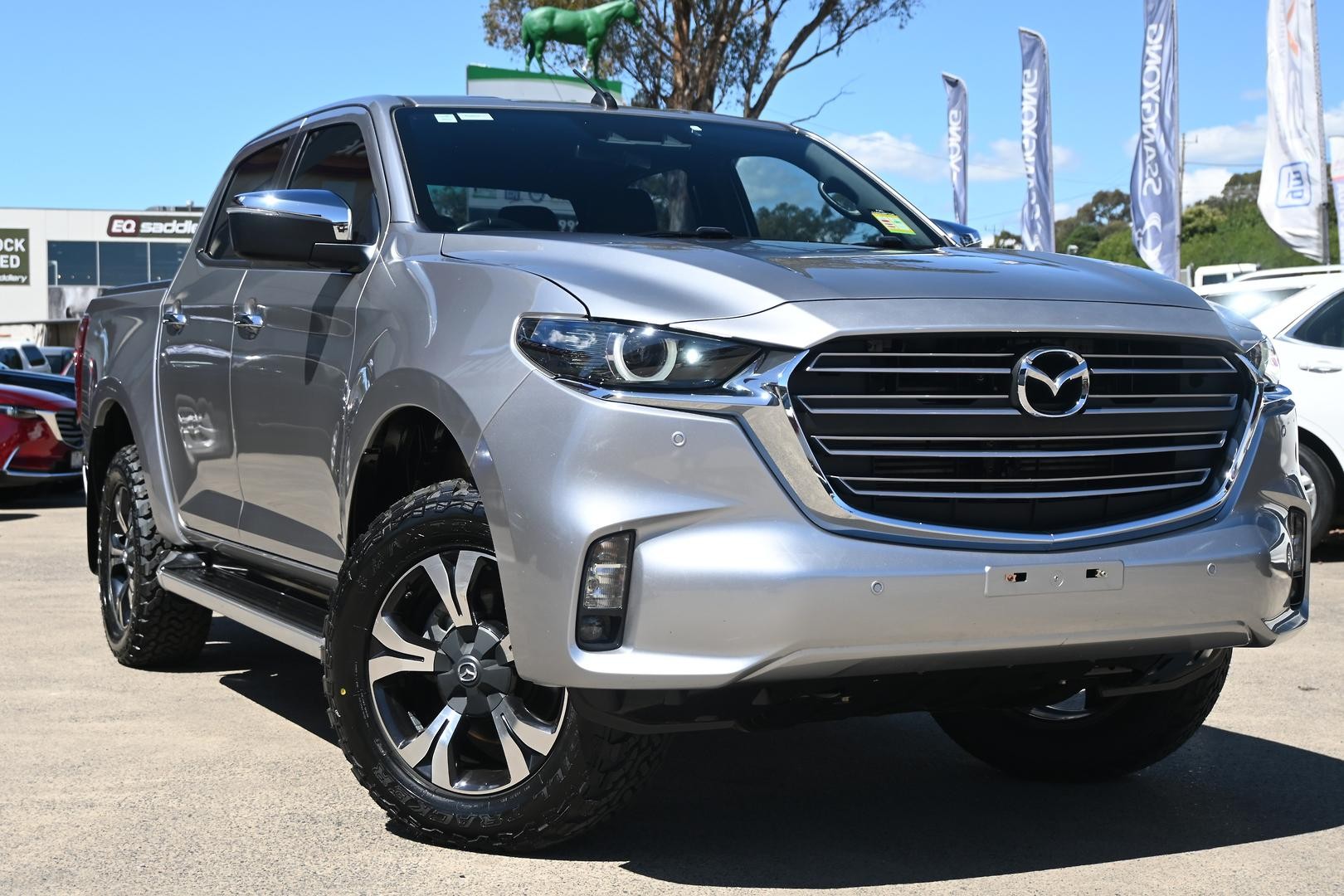 Mazda Bt-50 image 1