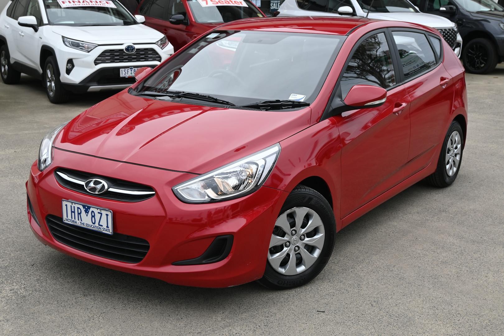 Hyundai Accent image 3