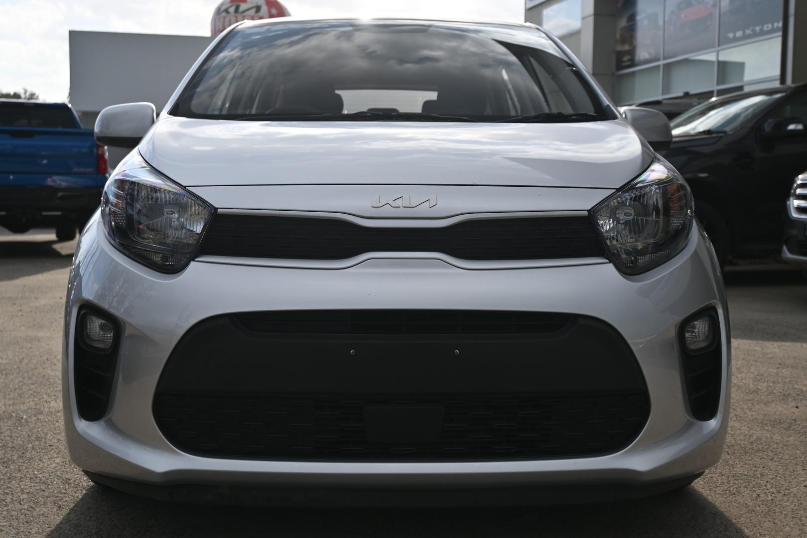 Kia Picanto image 2