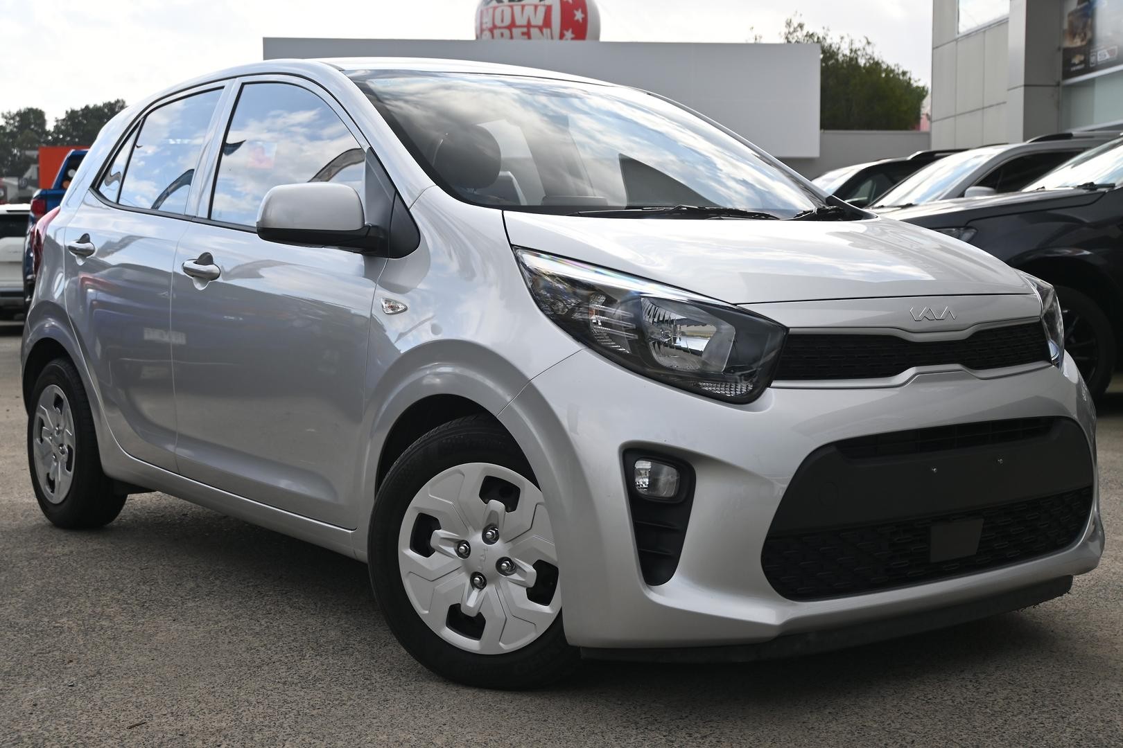 Kia Picanto image 1