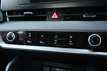 https://dvg-vehicle-assets.s3.amazonaws.com/L2085/90hzb1rhreq128t6bm139ogt8.jpg