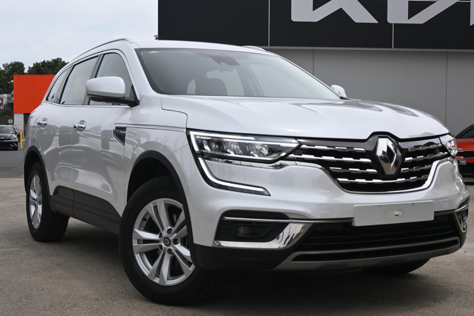 Renault Koleos image 1