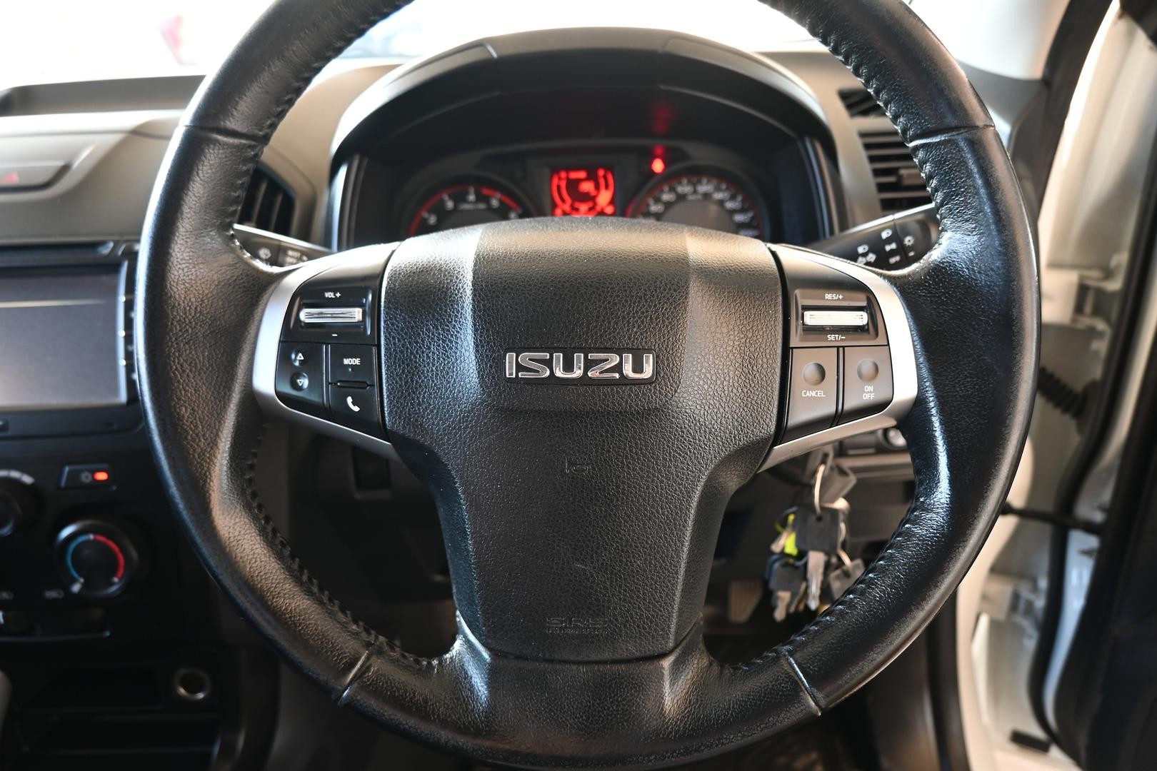 Isuzu D-max image 4