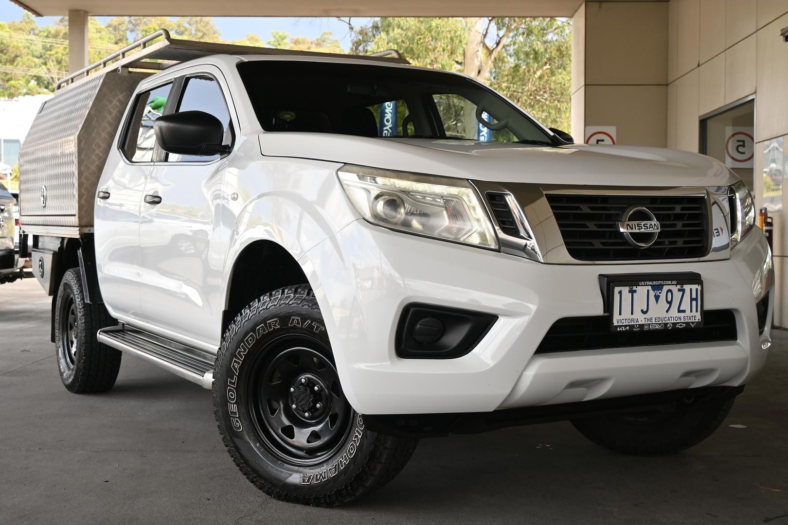 Nissan Navara image 1