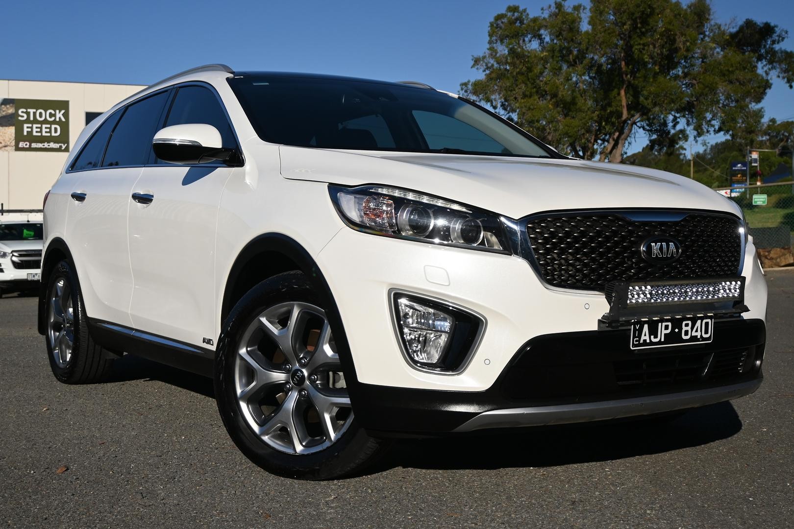 Kia Sorento image 1