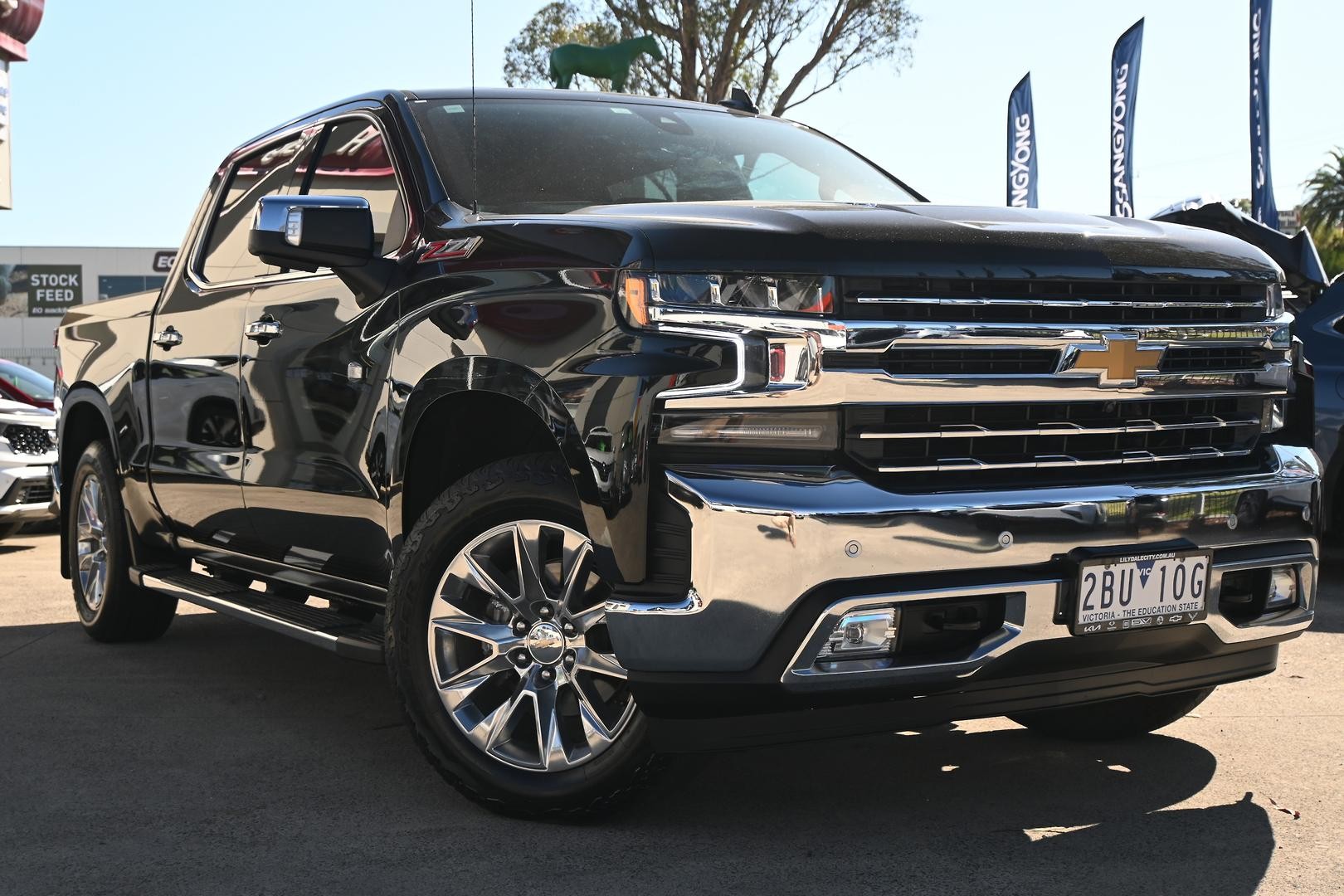 Chevrolet Silverado image 1