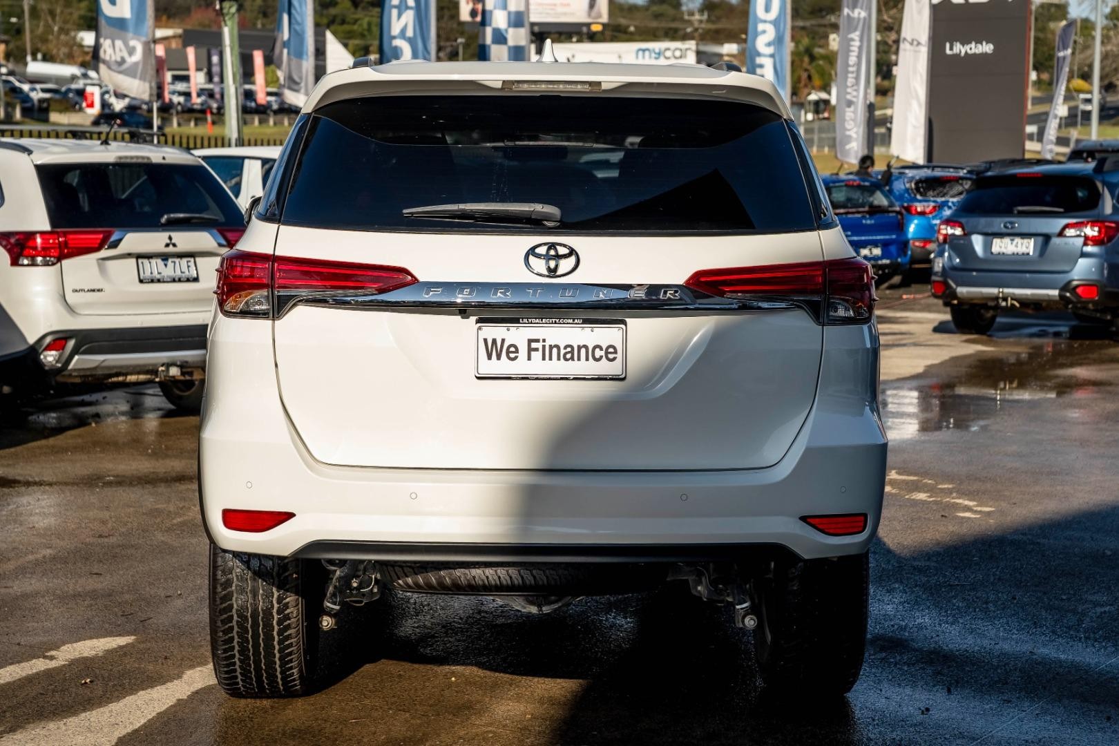 Toyota Fortuner image 4