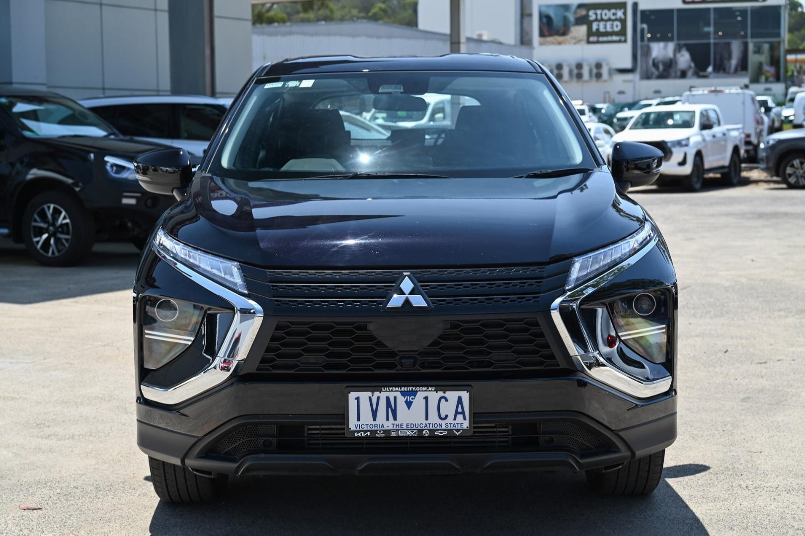 Mitsubishi Eclipse Cross image 2