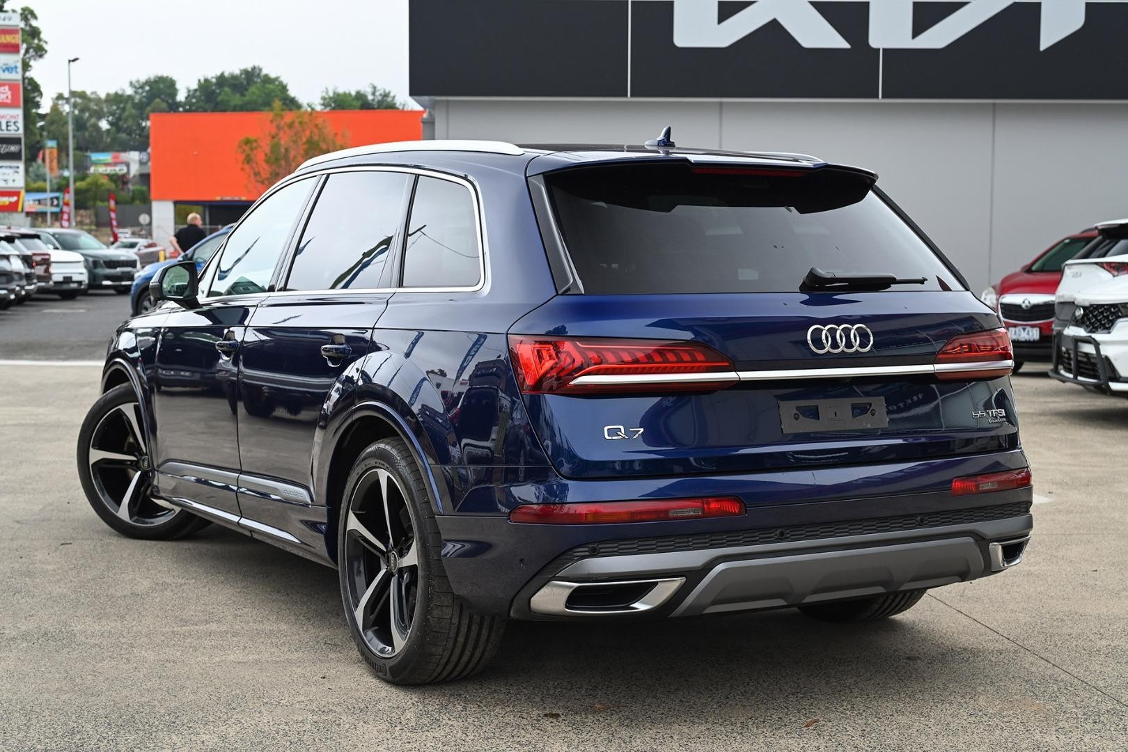 Audi Q7 image 3