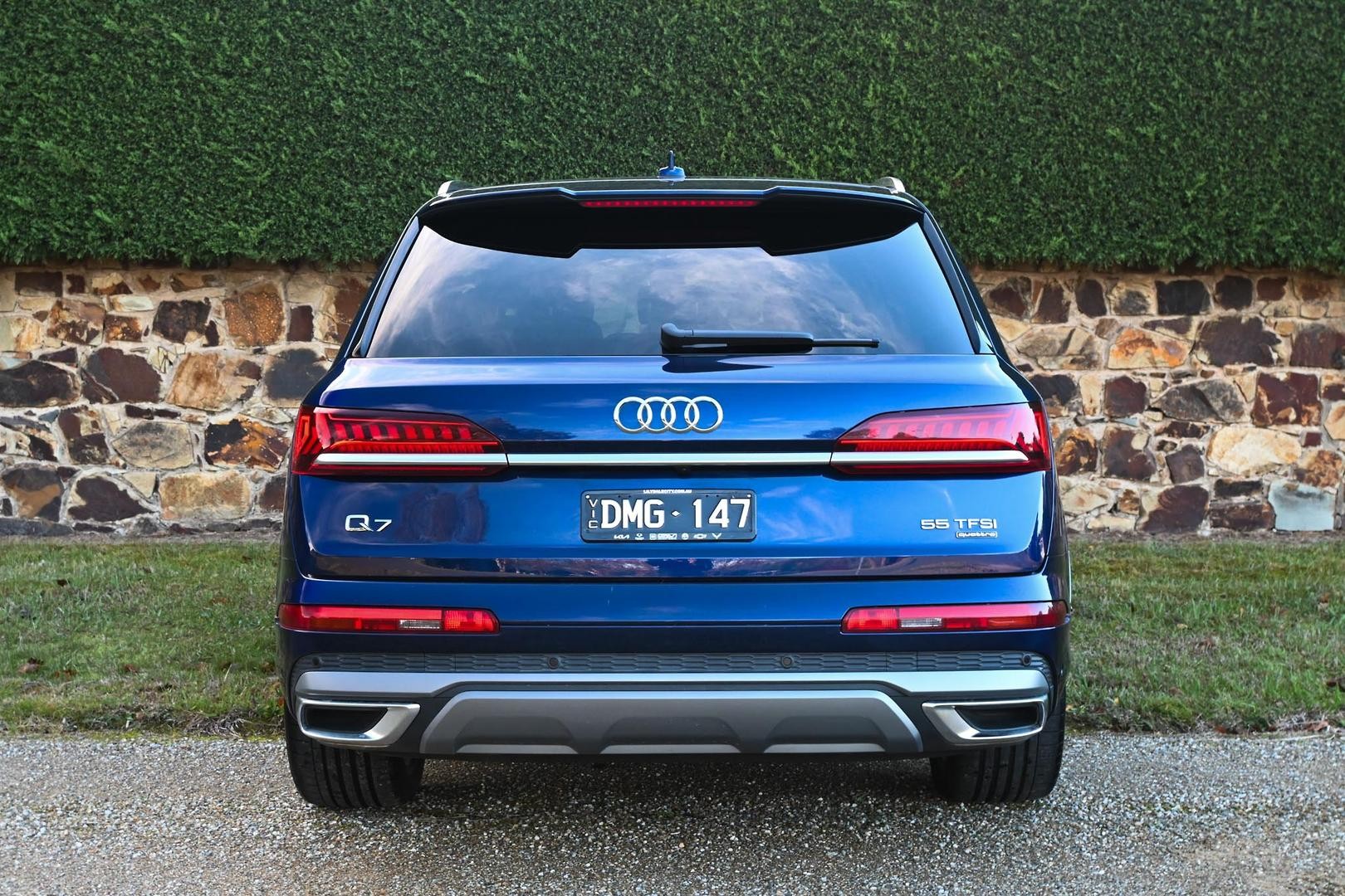 Audi Q7 image 1
