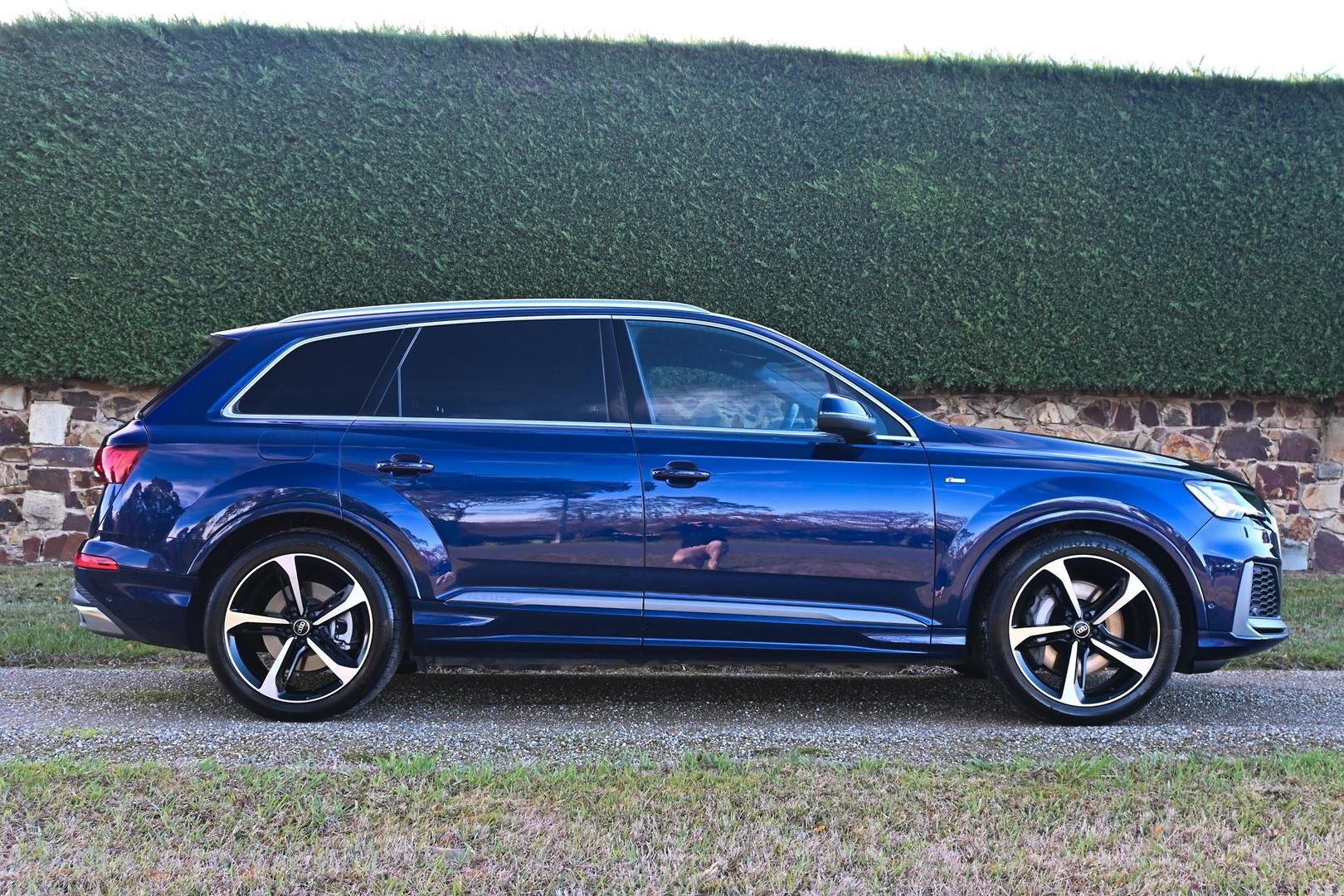 Audi Q7 image 3