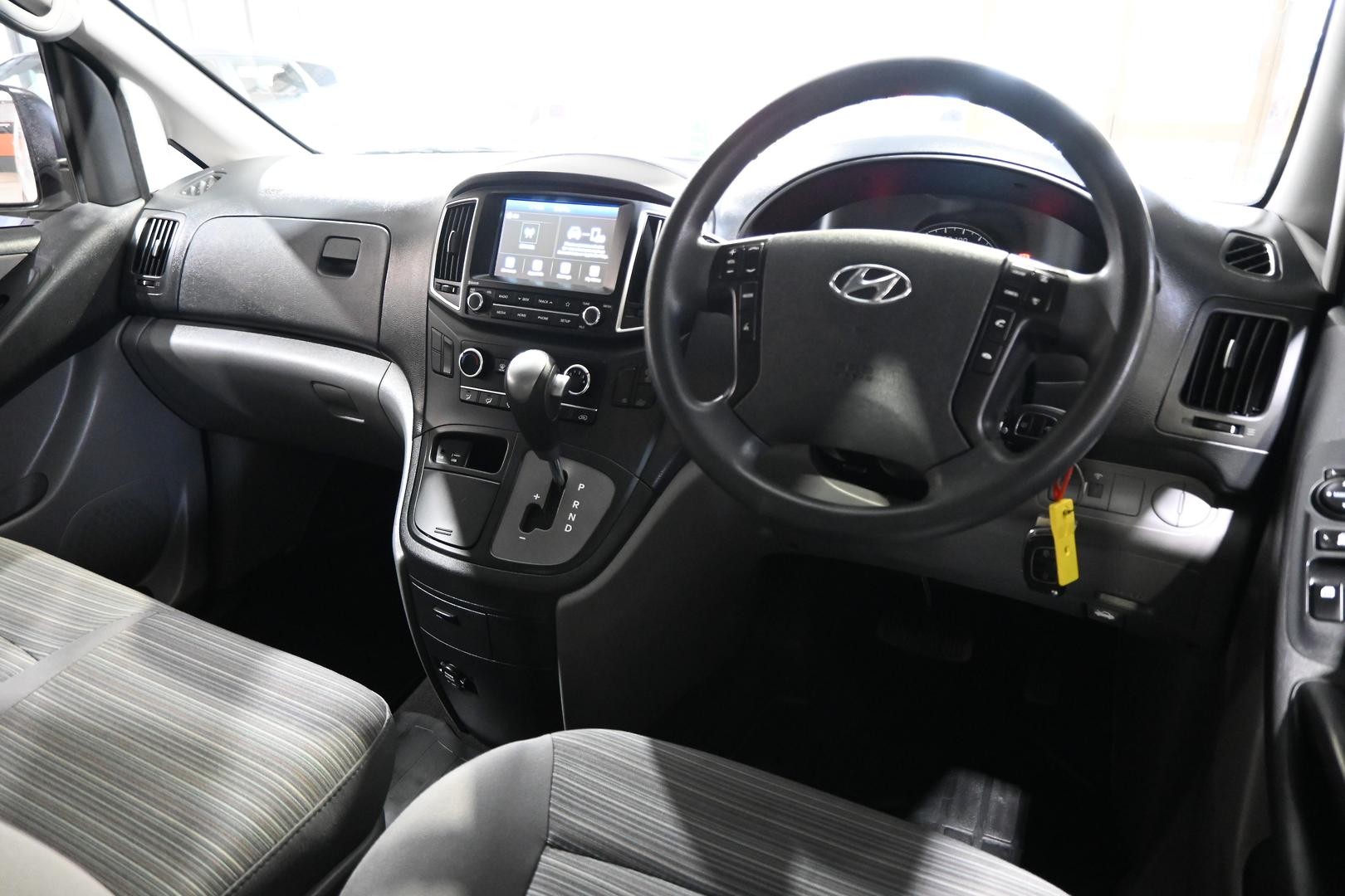 Hyundai Iload image 3