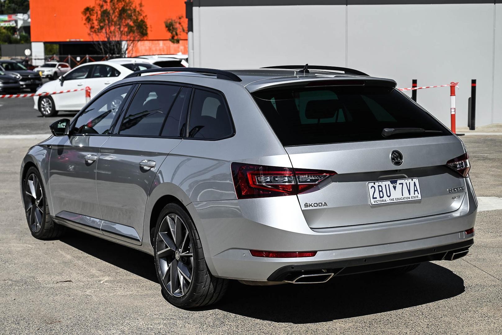 Skoda Superb image 3