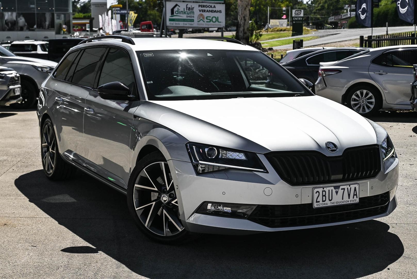 Skoda Superb image 1