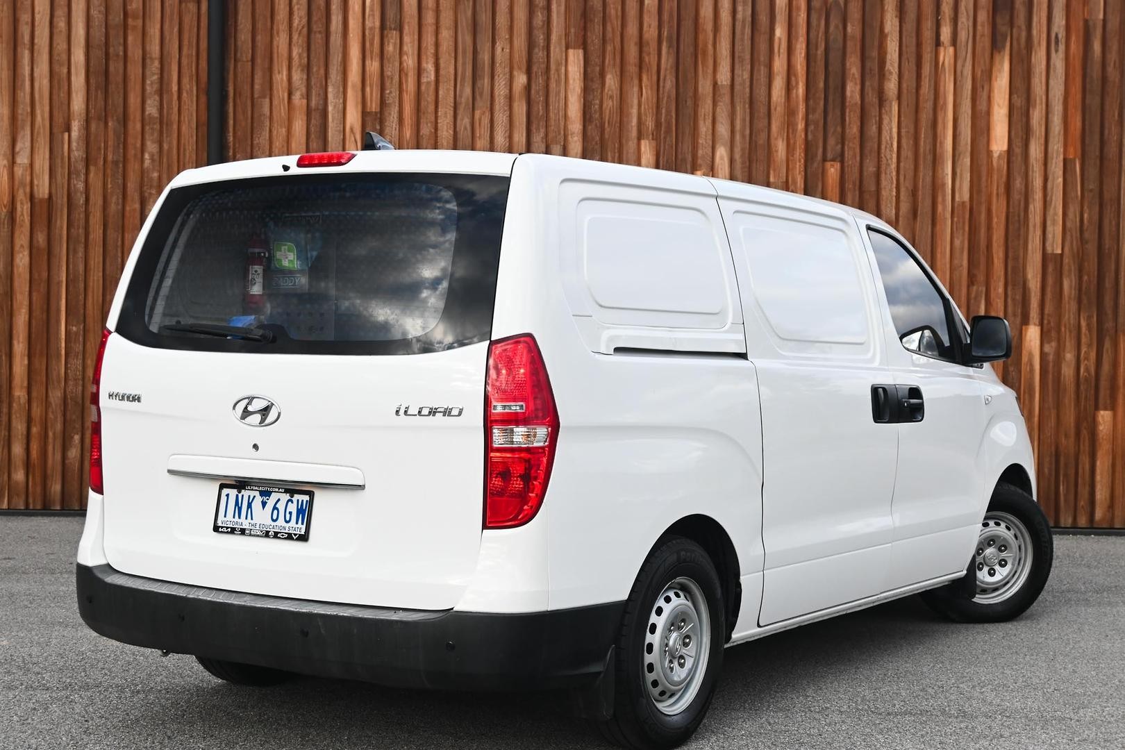 Hyundai Iload image 3