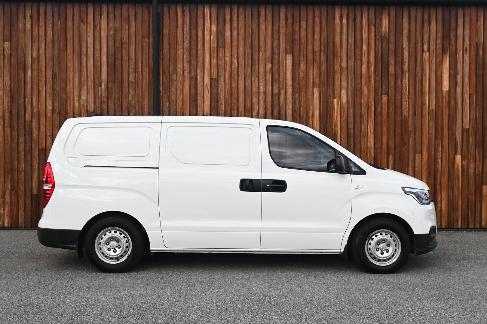 Hyundai Iload image 4