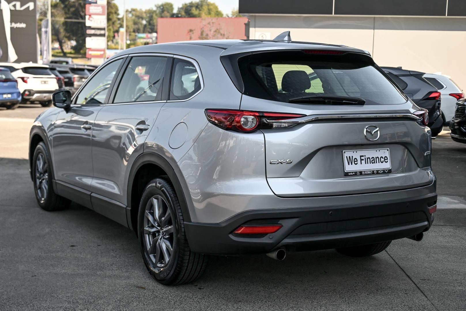 Mazda Cx-9 image 4