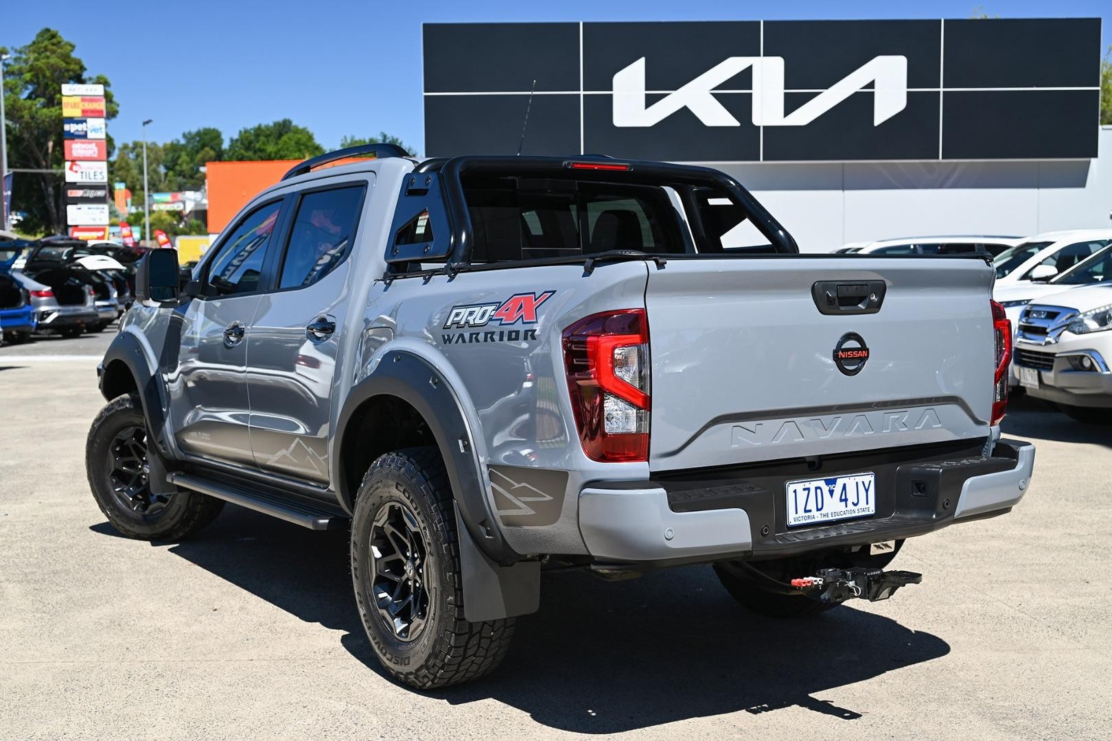 Nissan Navara image 3