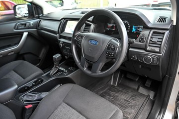 https://dvg-vehicle-assets.s3.amazonaws.com/L2345/6exql2bbe1fmnmi8eo69llzuv.jpg