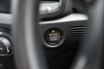 https://dvg-vehicle-assets.s3.amazonaws.com/L2345/hcfb1ql7uskl53j0sf74hp3l.jpg