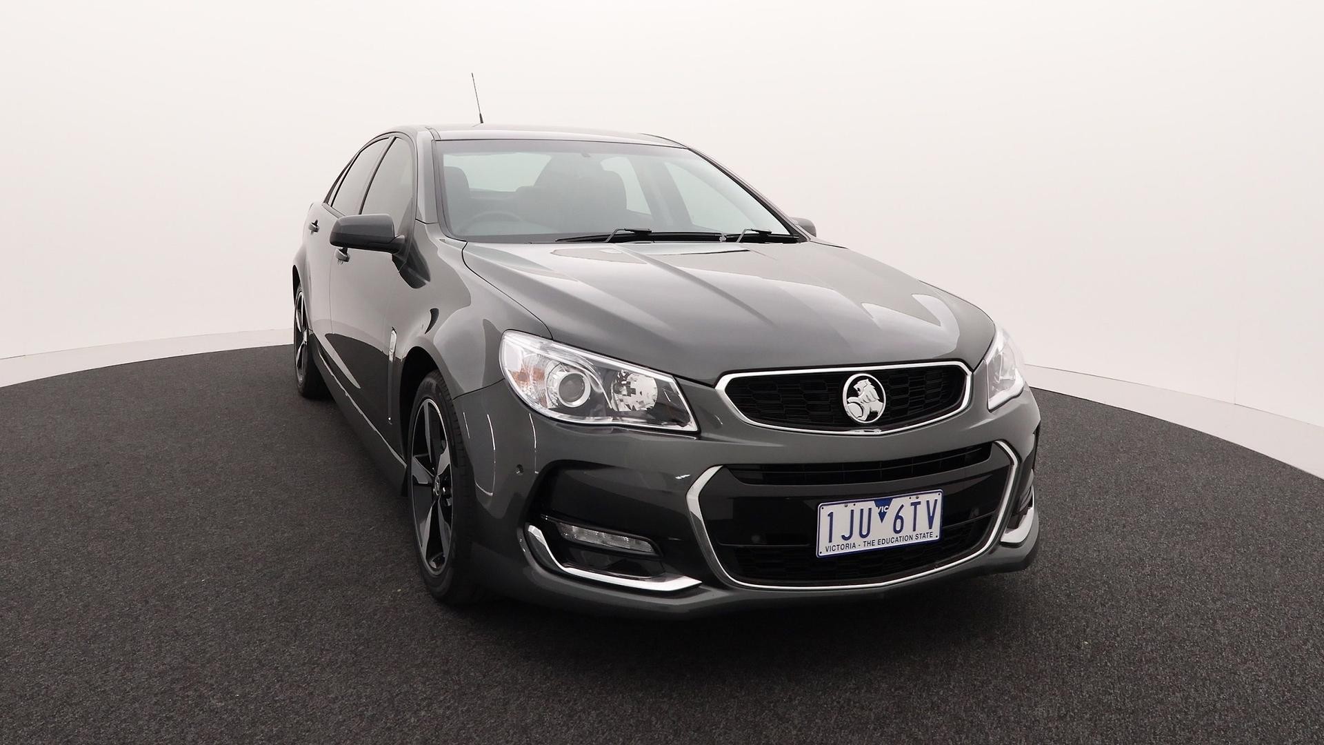 Holden Commodore image 3