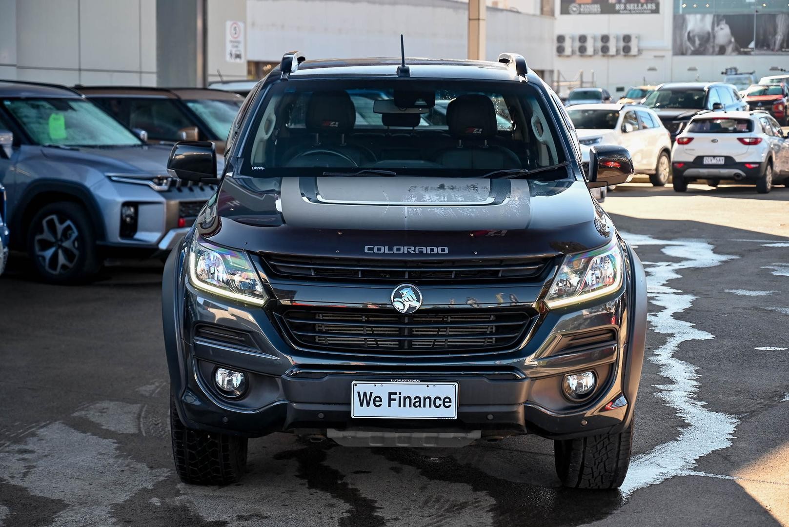 Holden Colorado image 2