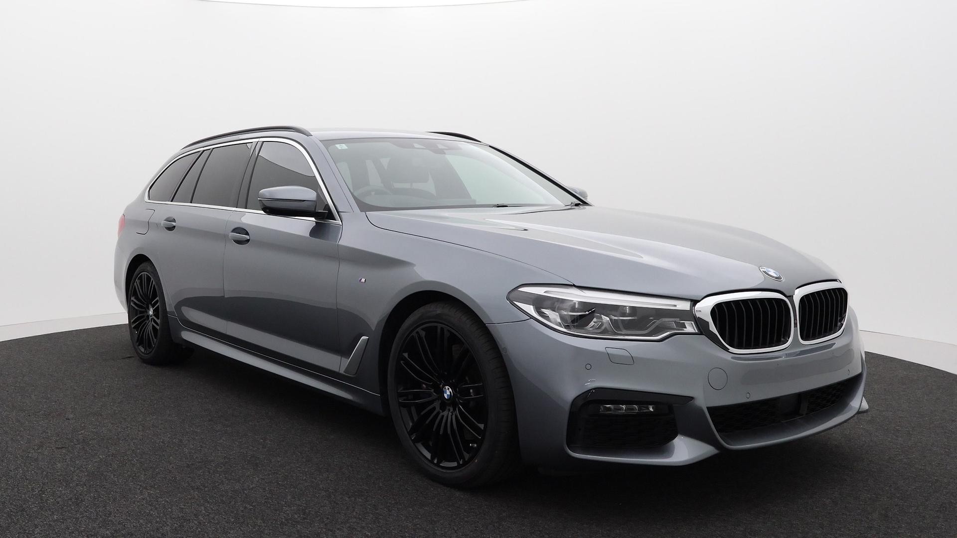 BMW 5 Series image 3