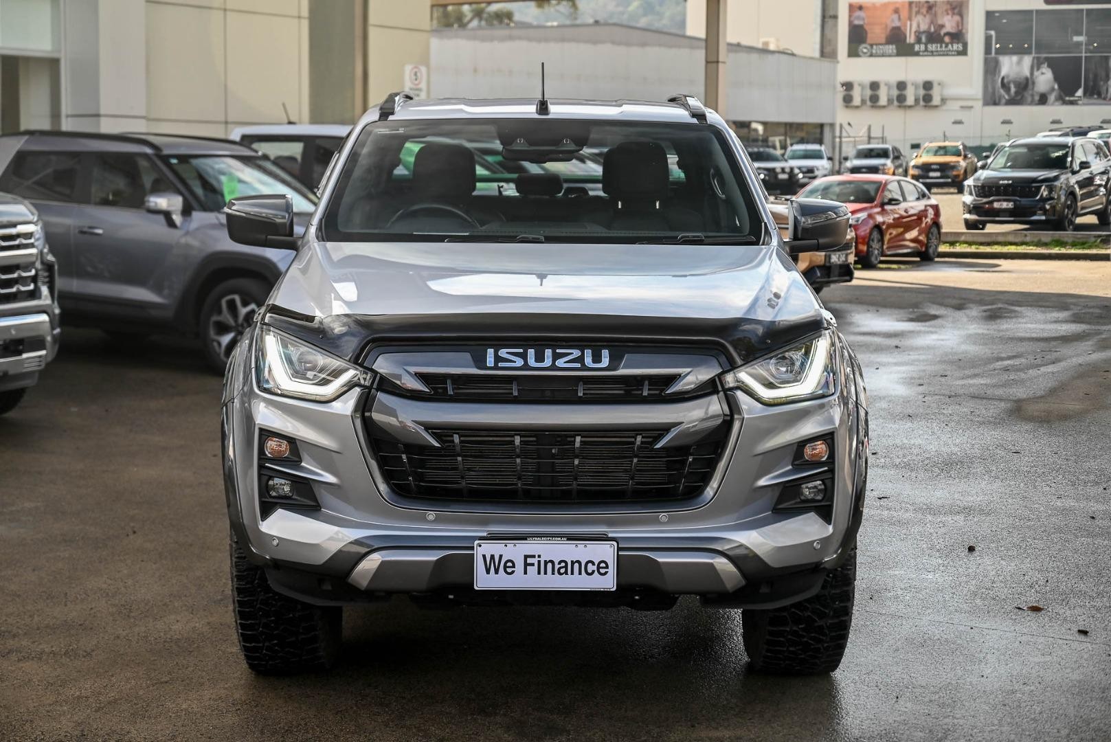 Isuzu D-max image 2