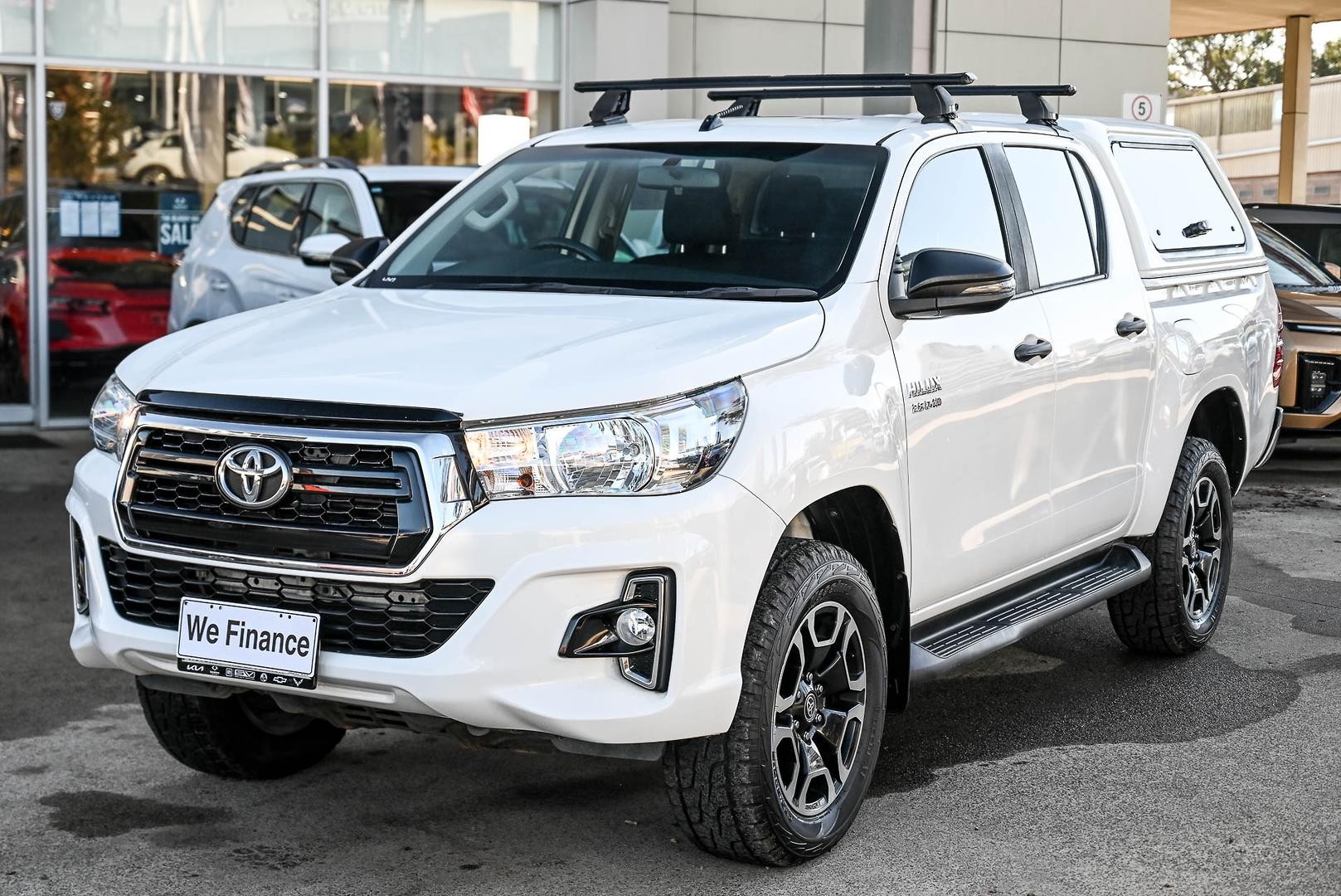 Toyota Hilux image 3