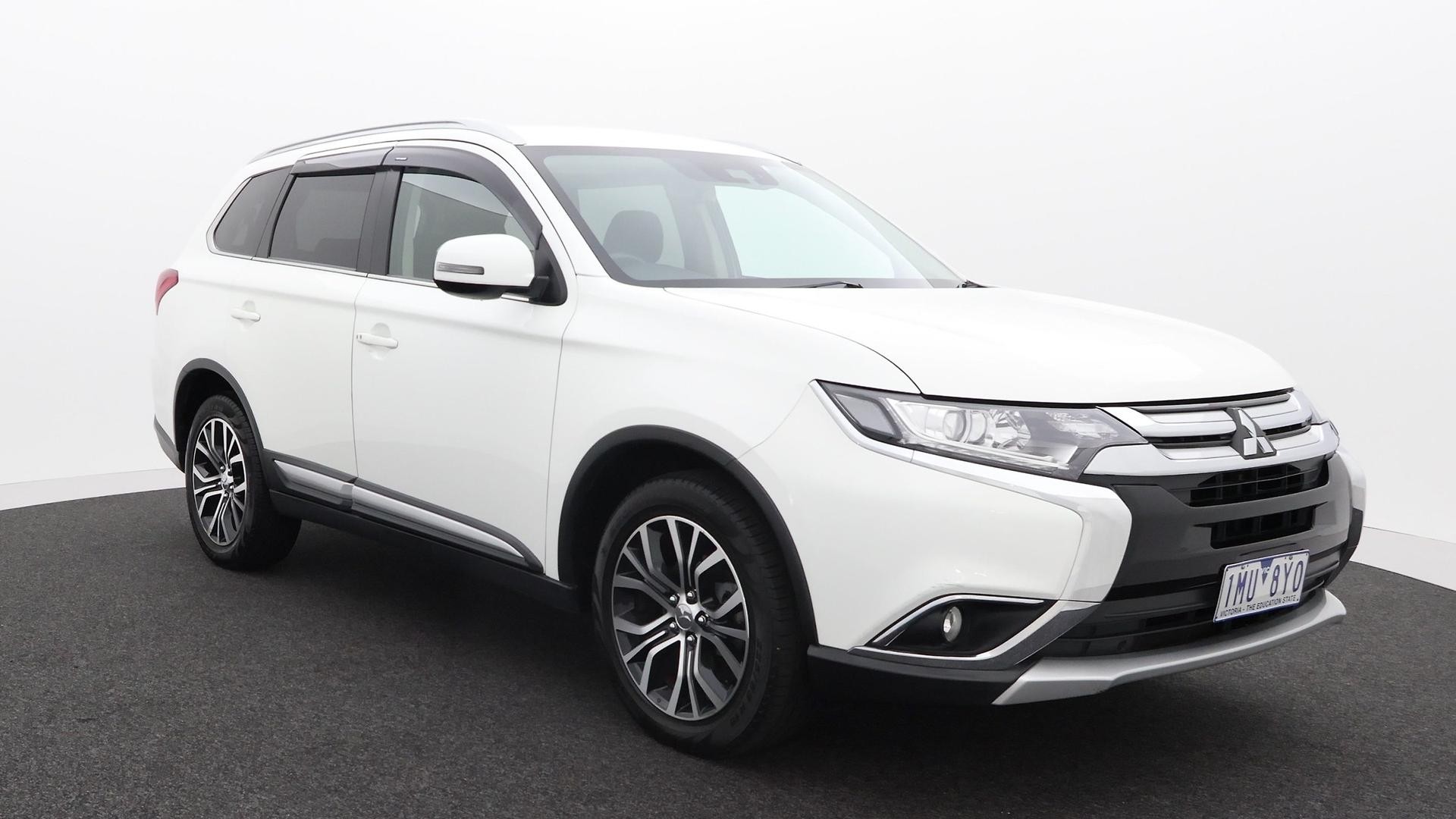 Mitsubishi Outlander image 3